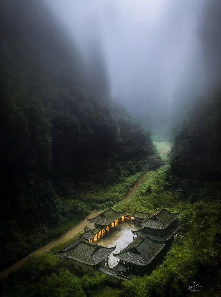 逃离小怪世界