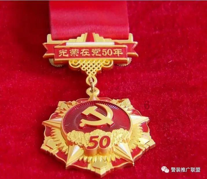 爆款来袭!银河E8,17.58万即可拥有,网友表示:有钱不行,还得拼手速