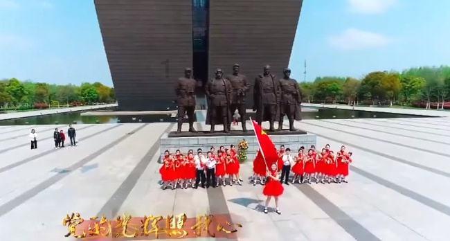 闺蜜的时尚对决