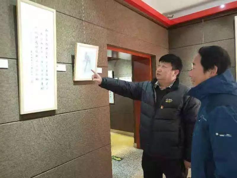 市商务局推动商贸服务业提质升级