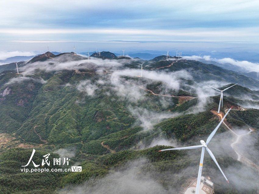 中船防务：预计2023年年度净利润同比减少92%到93%
