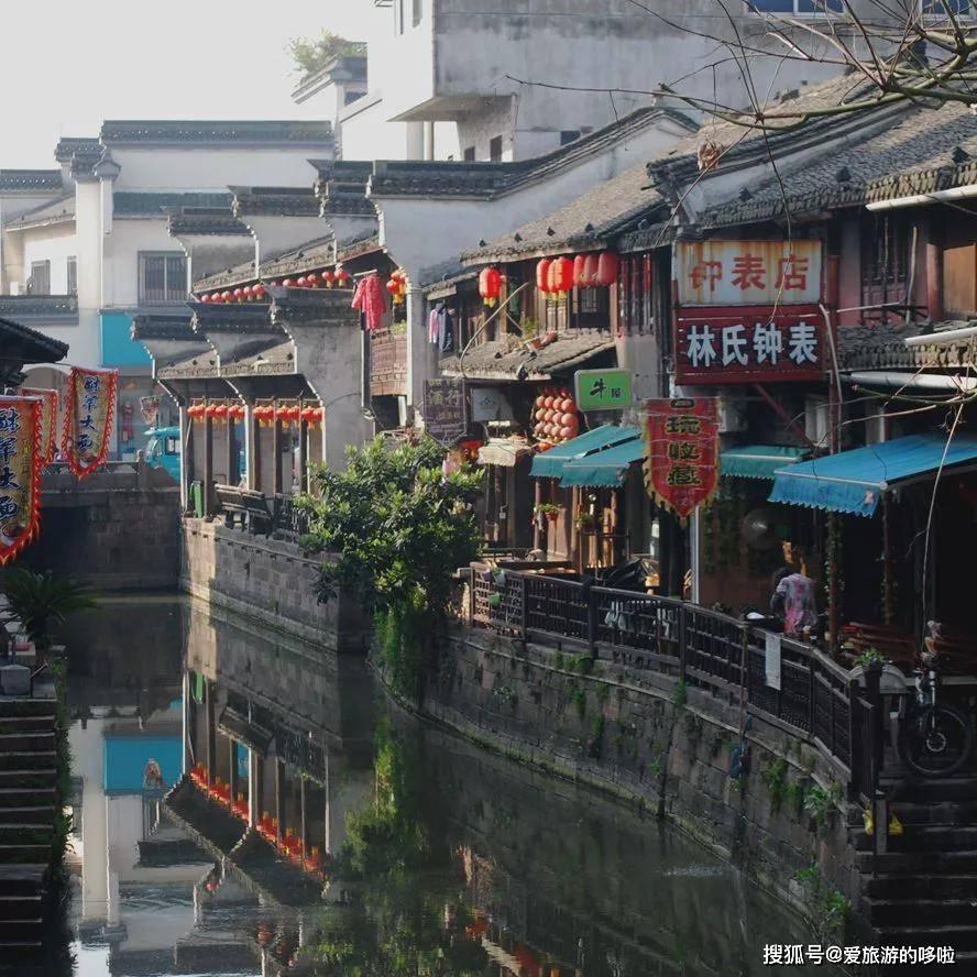 同样是比亚迪大巴，为啥国内版不如国外版好看？